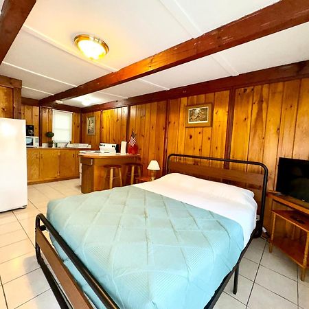 Rock Castle Resort Lake George Dış mekan fotoğraf